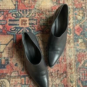 Freda Salvador Heeled Pointed Loafer